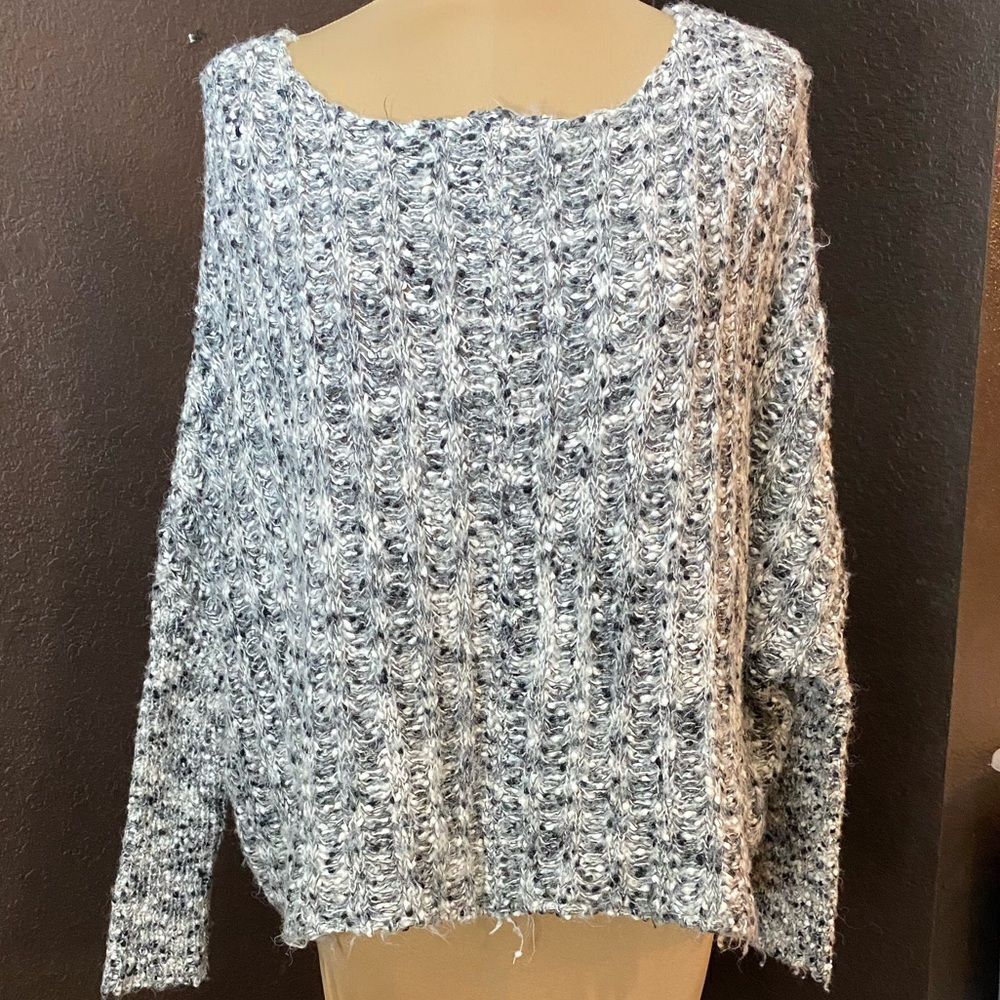 WONDERLY black, grey, and white fuzzy big knit scoop neck long sleeve sweater